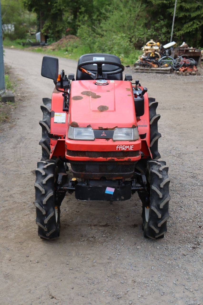 Kleintraktor Mitsubishi MT15F Diesel 15 PS