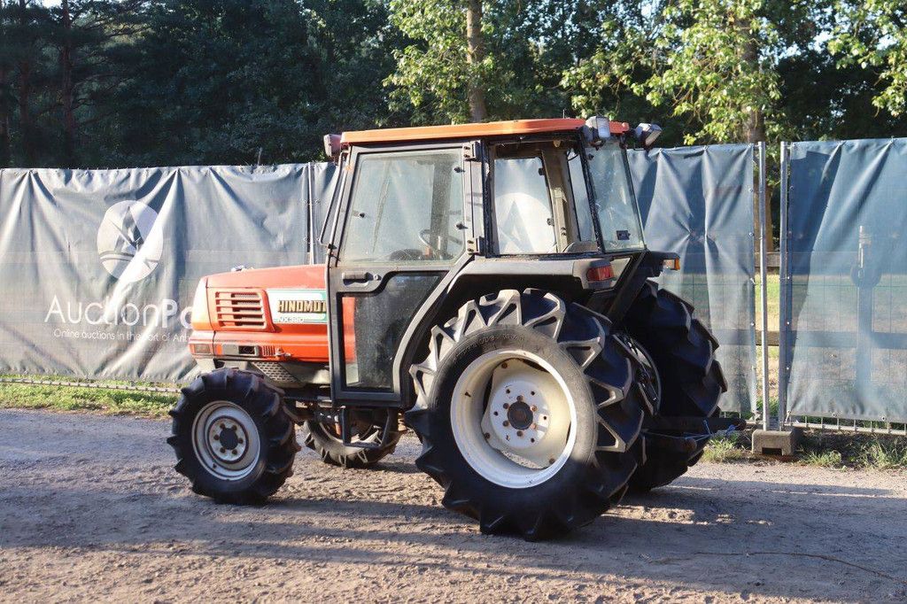 Traktor Hinomoto NX320 Diesel 32 PS