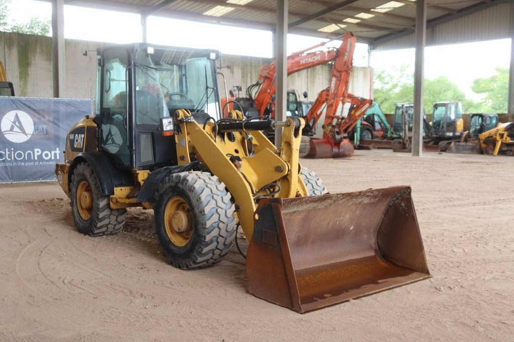 Wiellader Caterpillar 906H Diesel 55kW 2011