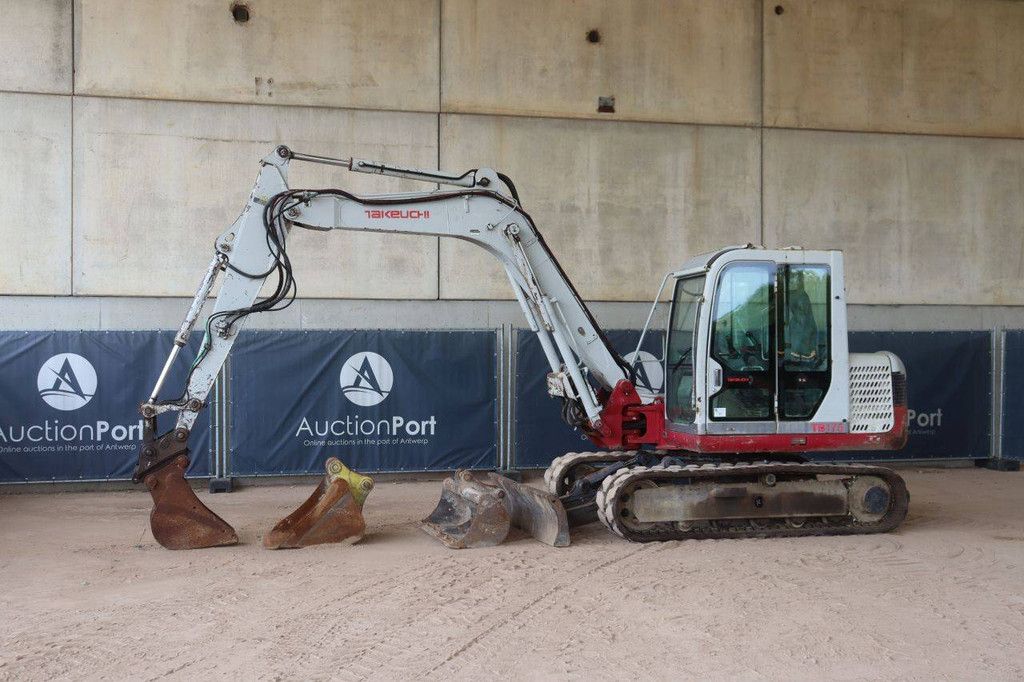 Crawler excavator Takeuchi TB175 Diesel 43kW 2011