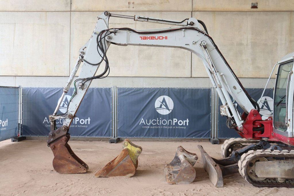 Crawler excavator Takeuchi TB175 Diesel 43kW 2011