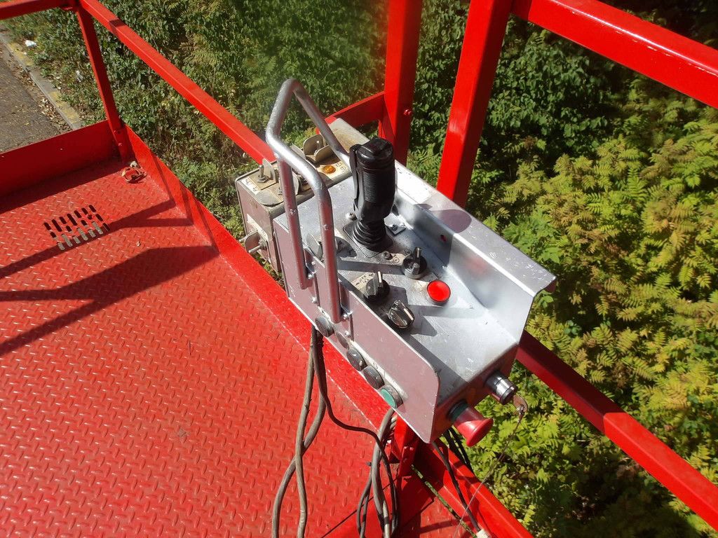 Schaarhoogwerker SkyJack SJ9250RT Diesel 17.24m 2015