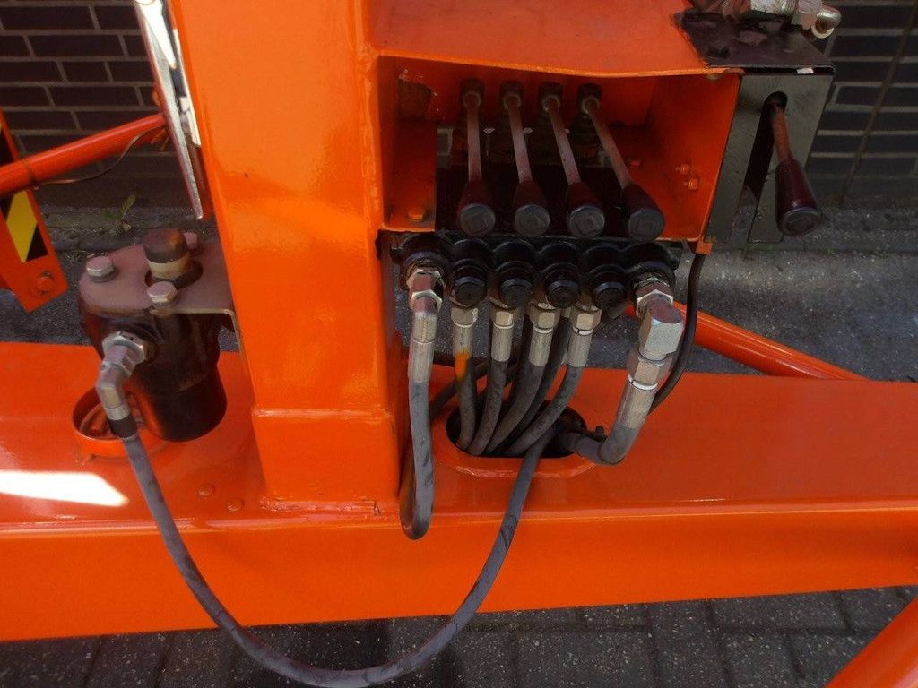 Trailer-mounted aerial work platform Niftylift 170HAC 2016