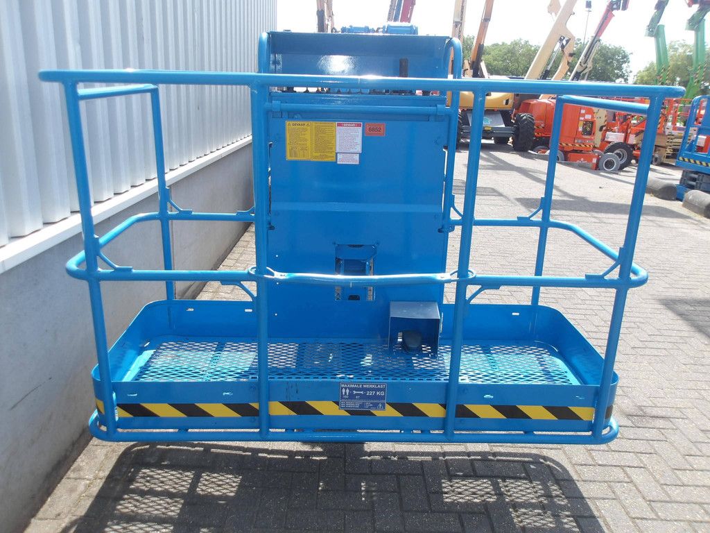 Kniktelescoophoogwerker Genie Z-45/25 Bi-energy 15.87m 2014