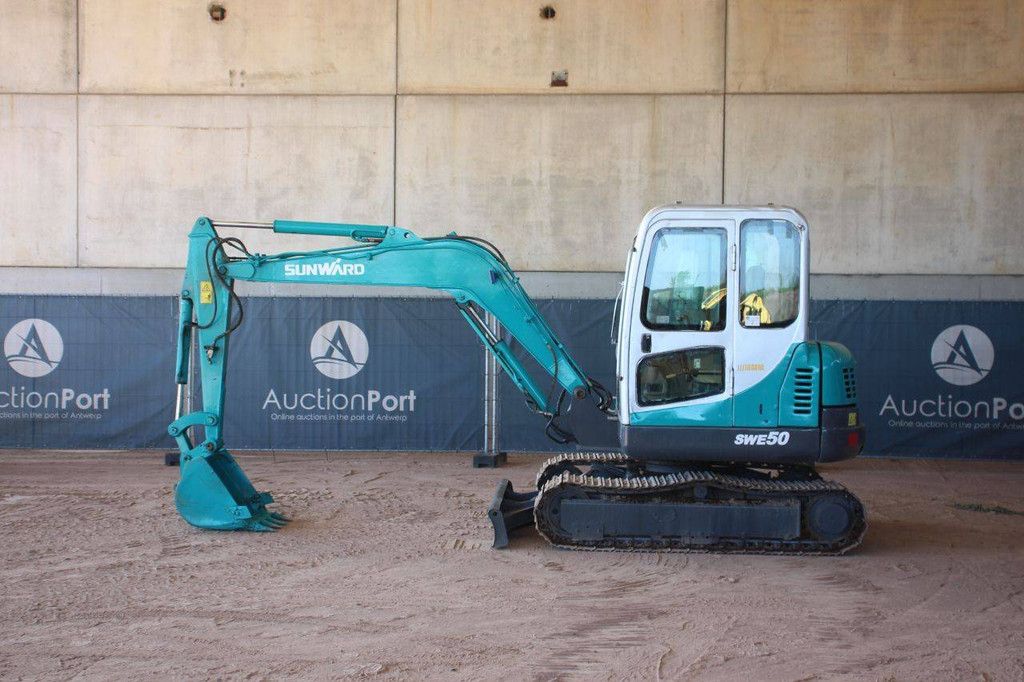 Rupsgraafmachine Sunward SWE50H Diesel 25.8kW