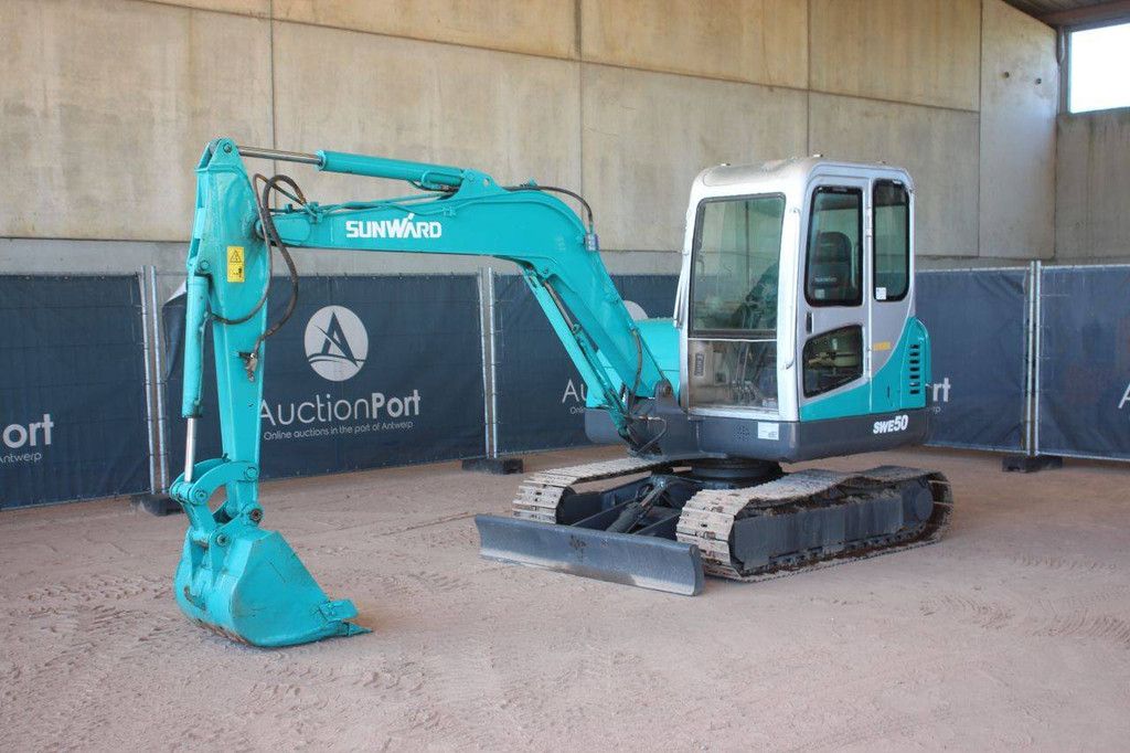 Rupsgraafmachine Sunward SWE50H Diesel 25.8kW