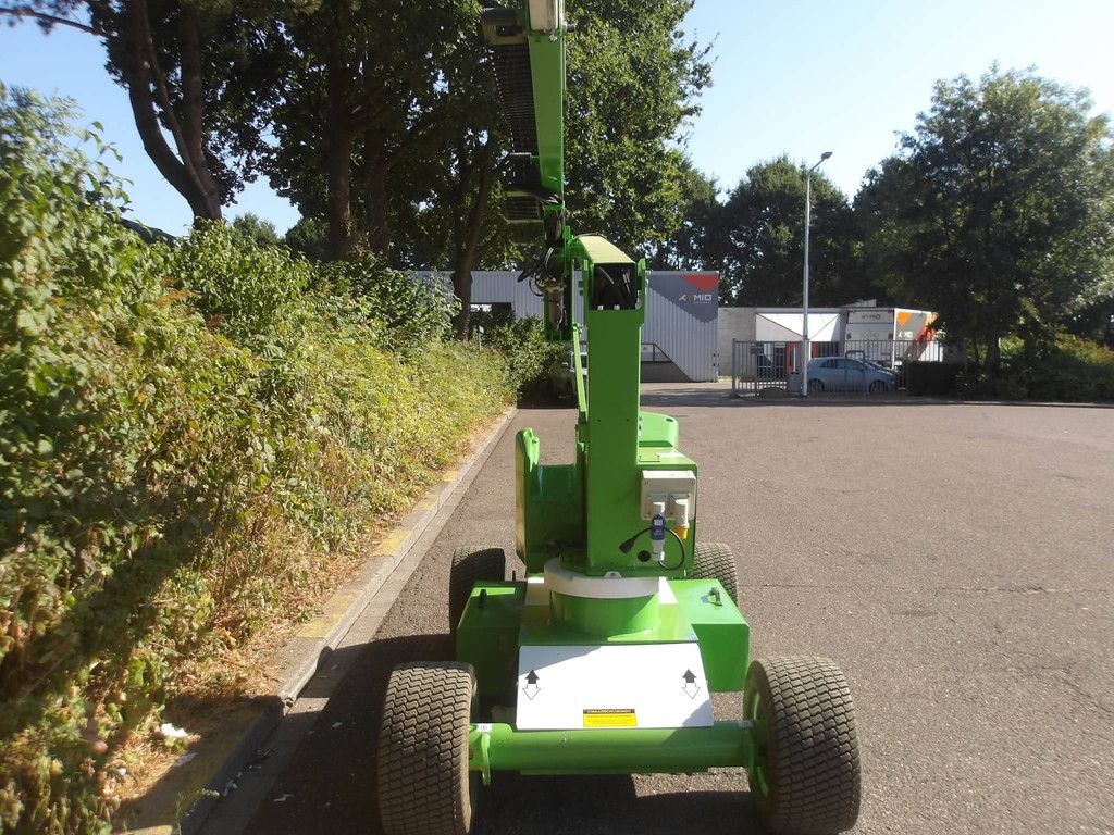 Nifty HR12NDE Bi-Energie-Gelenkteleskoparbeitsbühne 12,20 m 2014