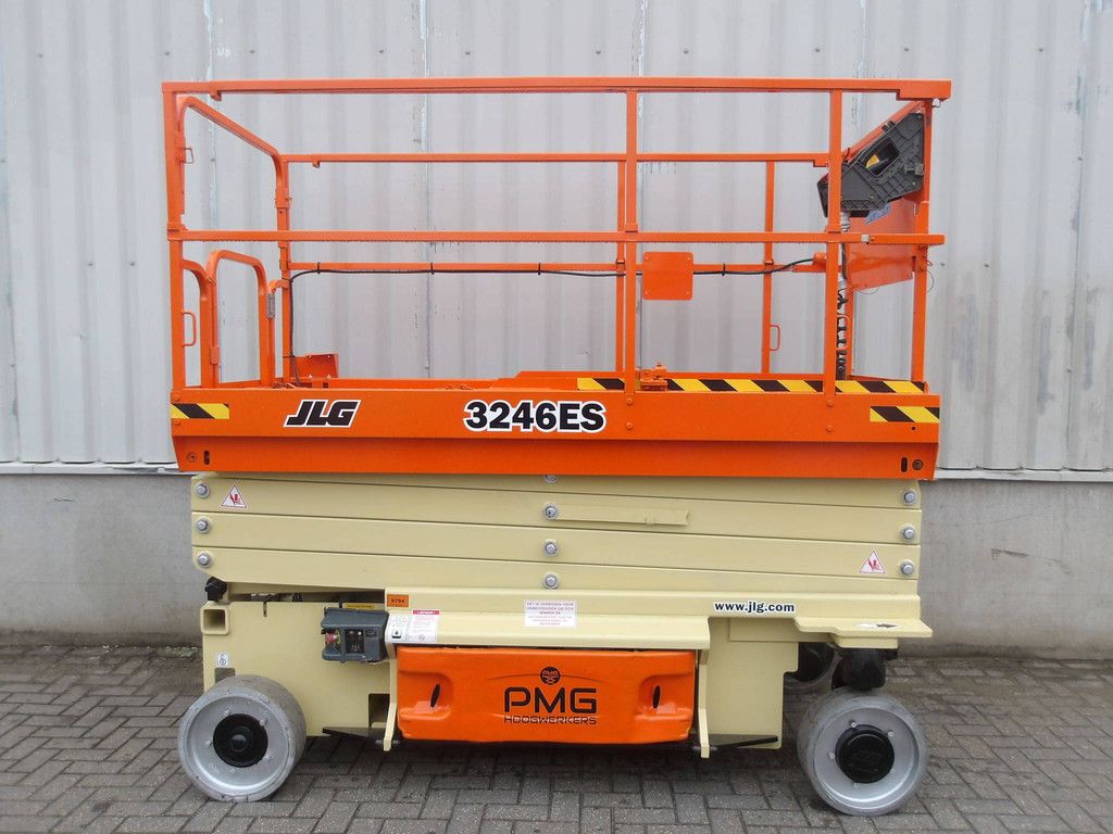 Schaarhoogwerker JLG 3246ES Elektrisch 11.75m 2015