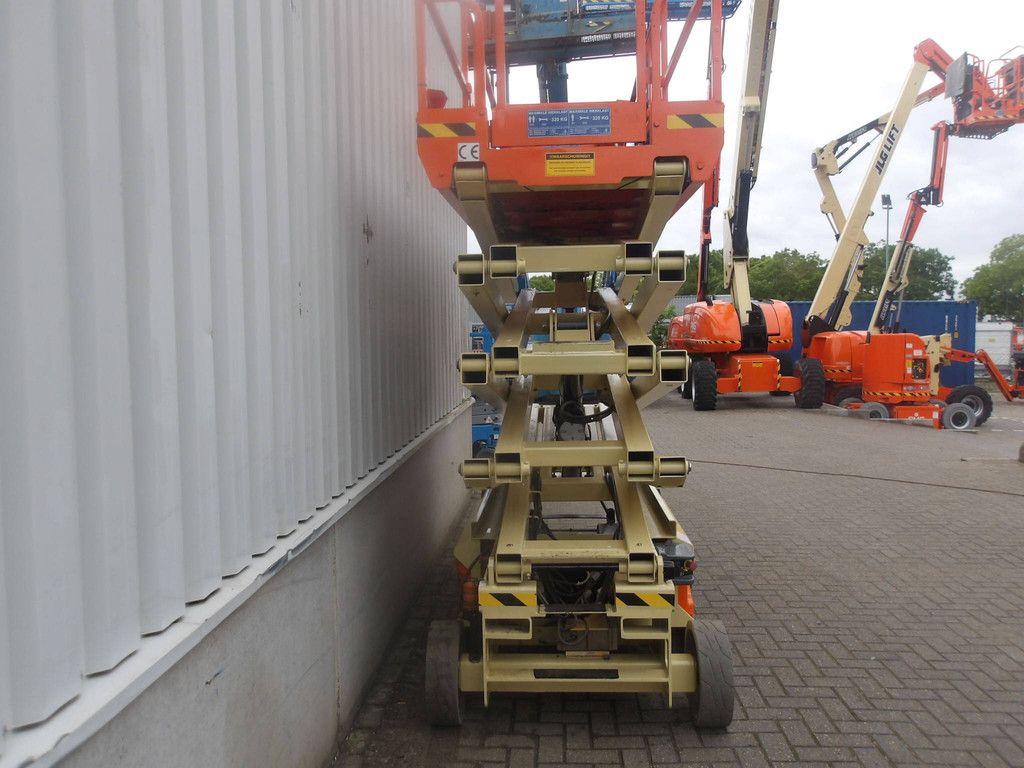 Schaarhoogwerker JLG 3246ES Elektrisch 11.75m 2015