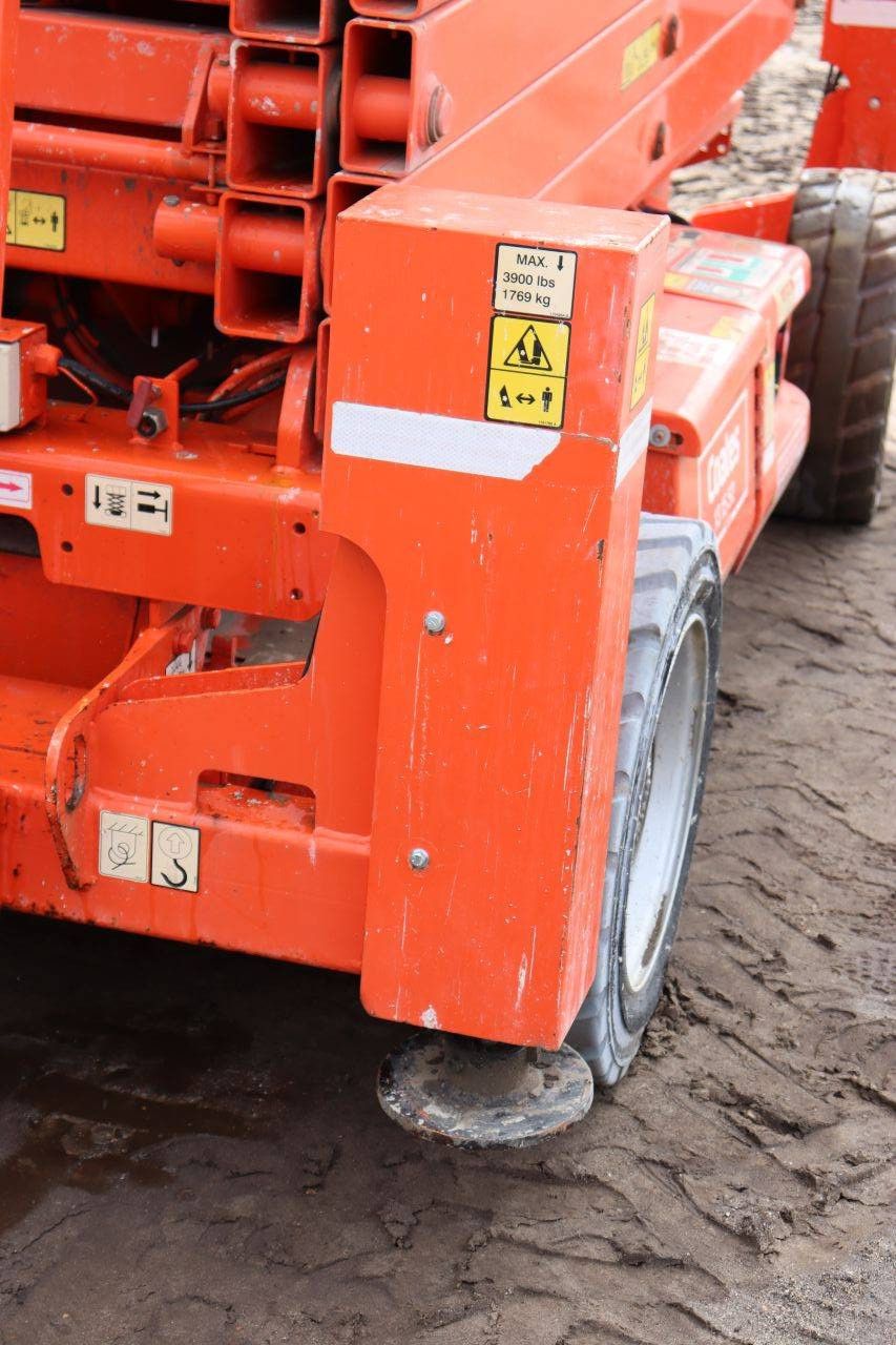 Scherenbühne JLG M4069 Elektrisch 200 kg 14,2 m 2007