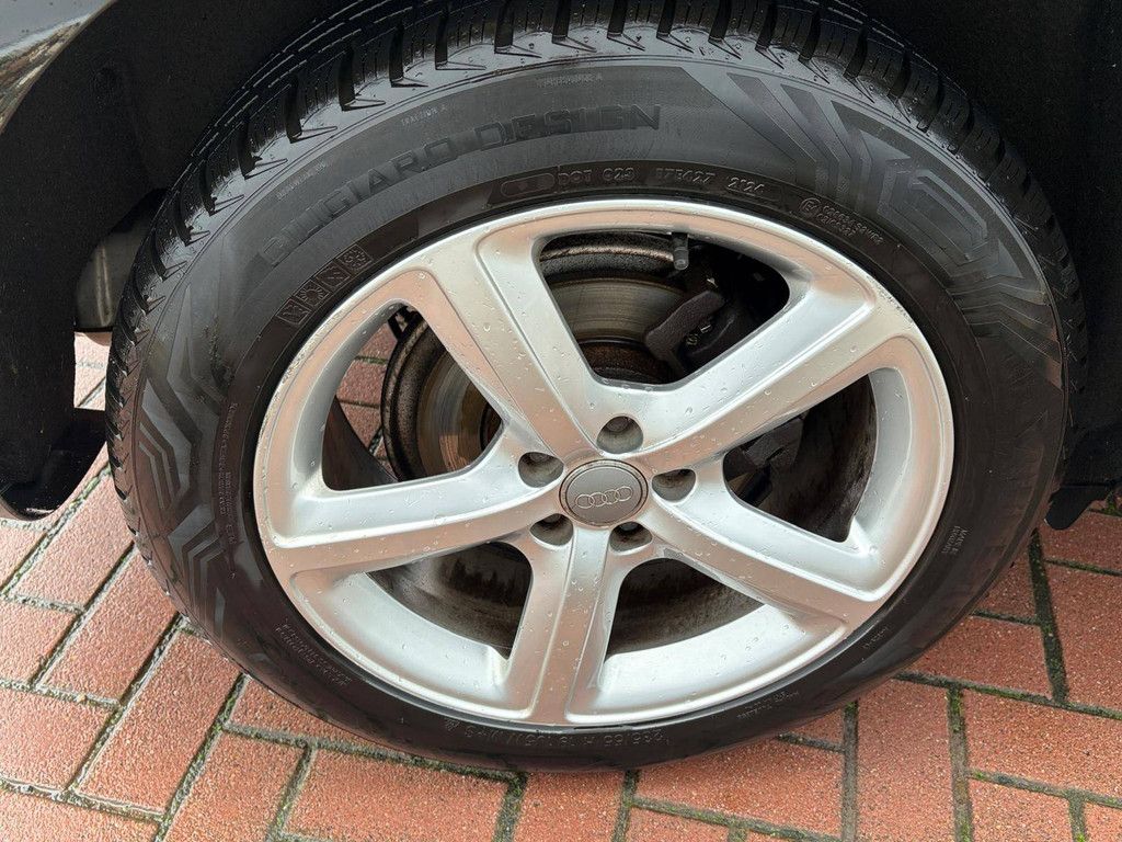 SUV Audi Q5 2.0 TFSI Pro Line S Petrol 211hp 2010 (Margin)