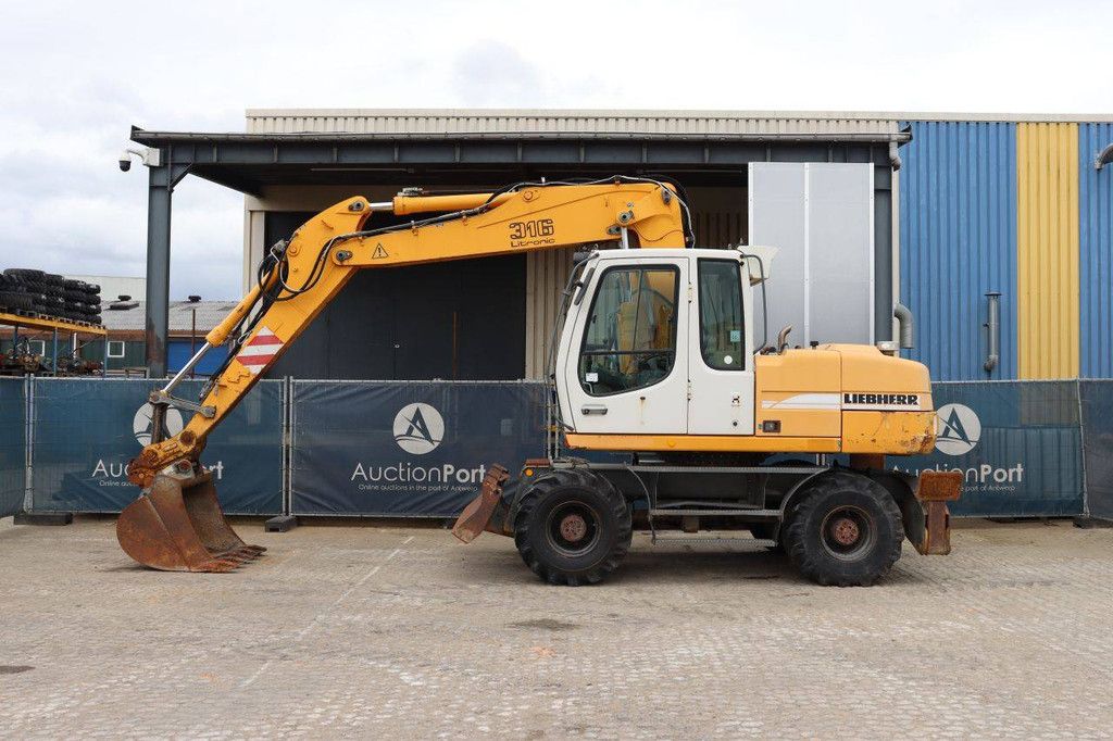 Liebherr A316 Radbagger, Diesel, 86 kW, Baujahr 2004