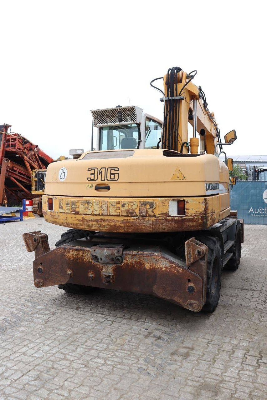 Liebherr A316 Radbagger, Diesel, 86 kW, Baujahr 2004