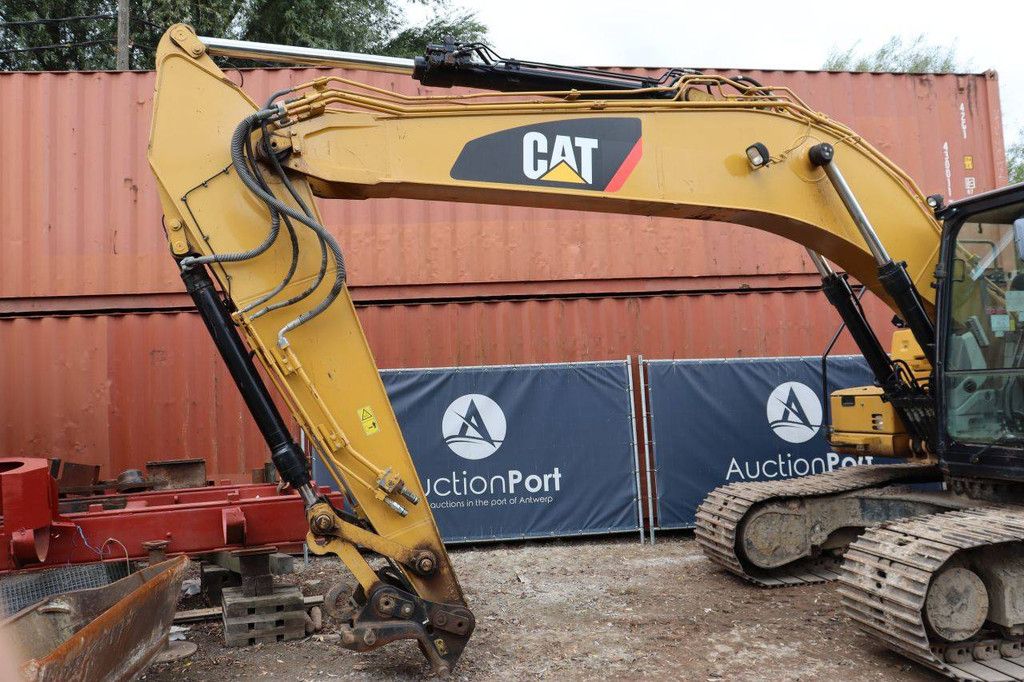 Raupenbagger Caterpillar 320FL Diesel 122kW 2017