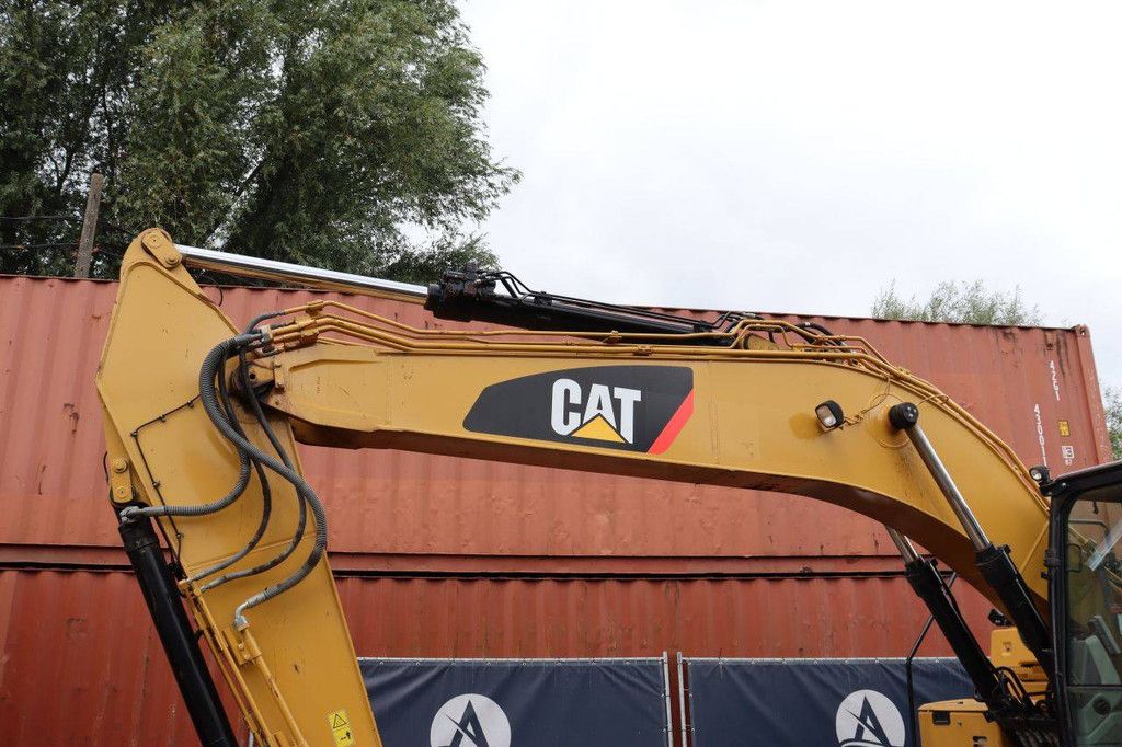 Raupenbagger Caterpillar 320FL Diesel 122kW 2017