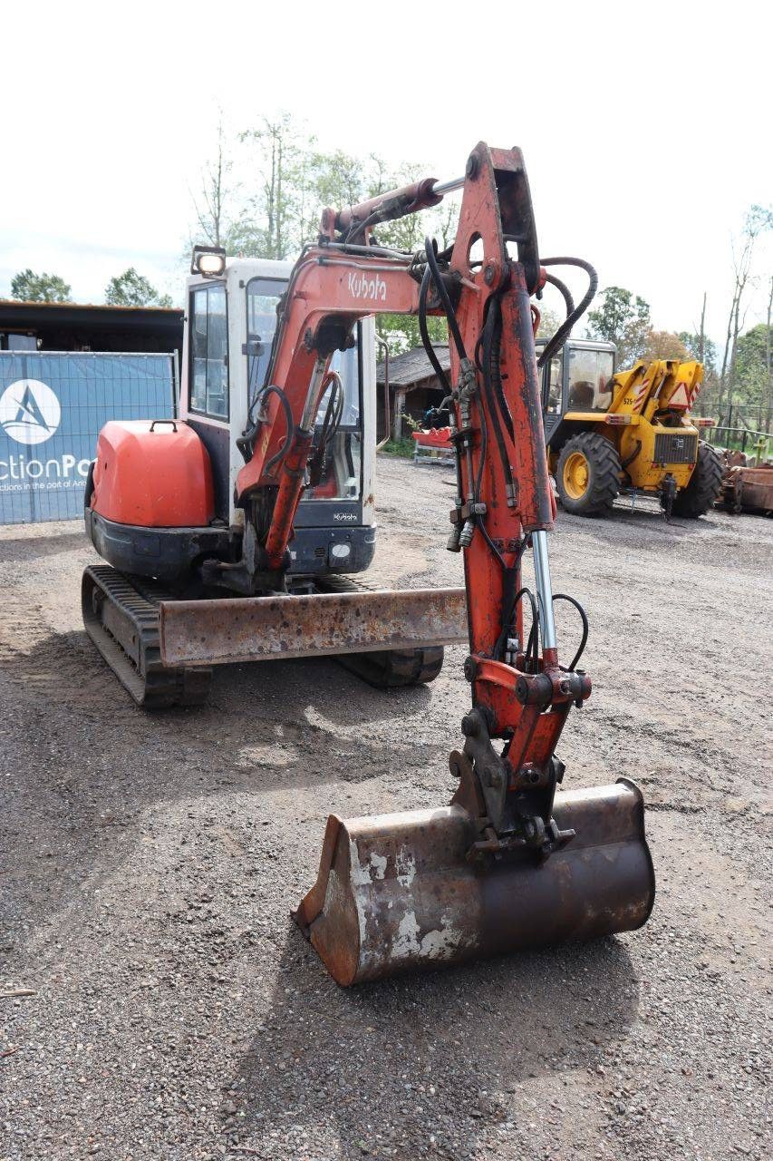 Raupenbagger Kubota KX121-3α Diesel 29kW 2007