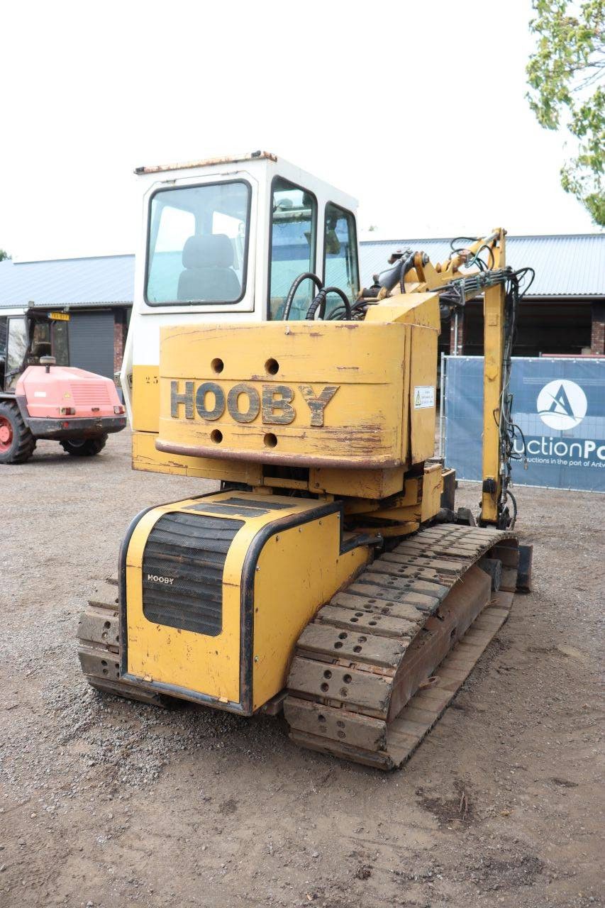 Crawler excavator Hooby LC 90 Diesel 52kW 2009
