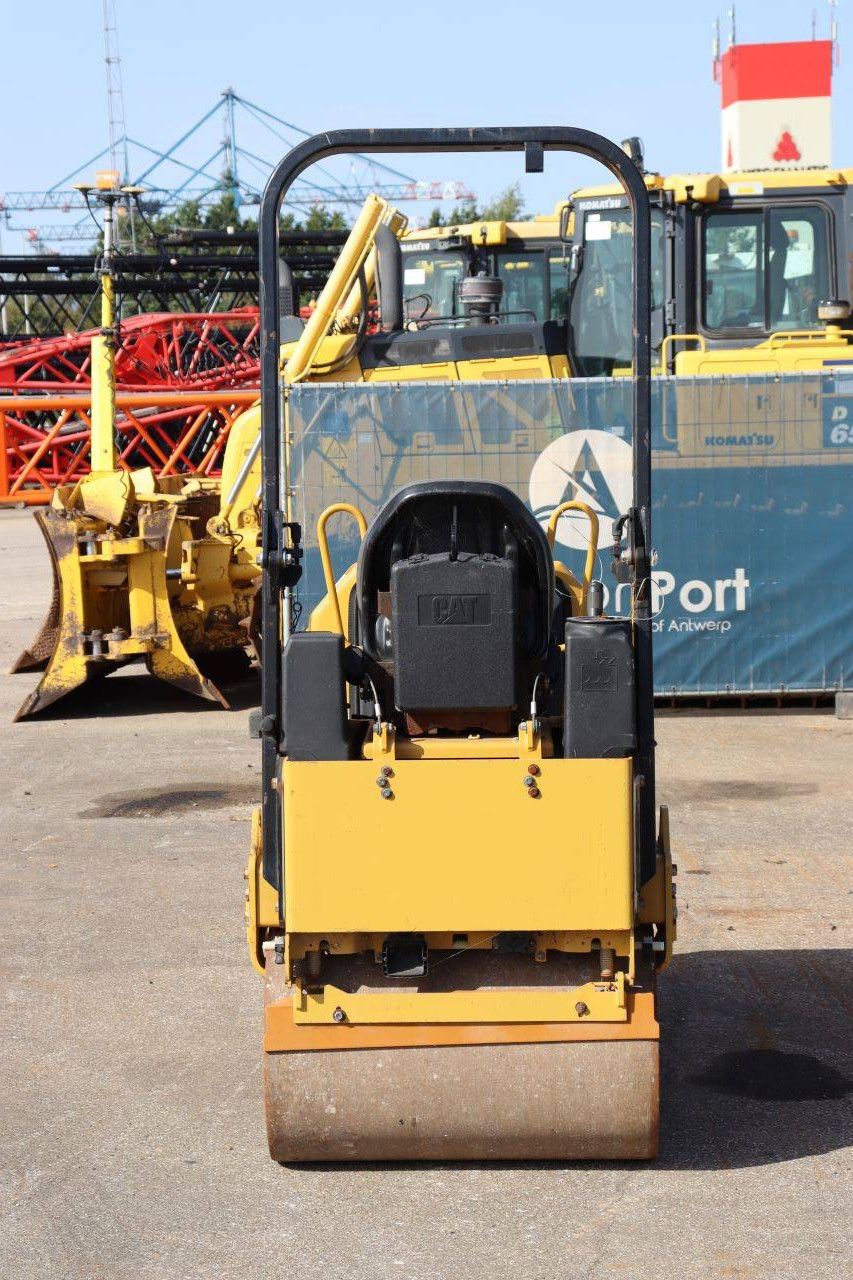 Tandem-Vibrationswalze Caterpillar CB1.7 Diesel 18,4 kW 2018