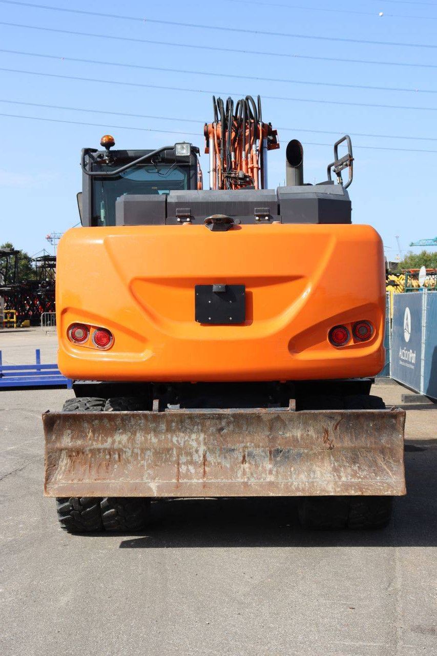 Wheel excavator Hitachi ZX140W-6 Diesel 105kW 2018