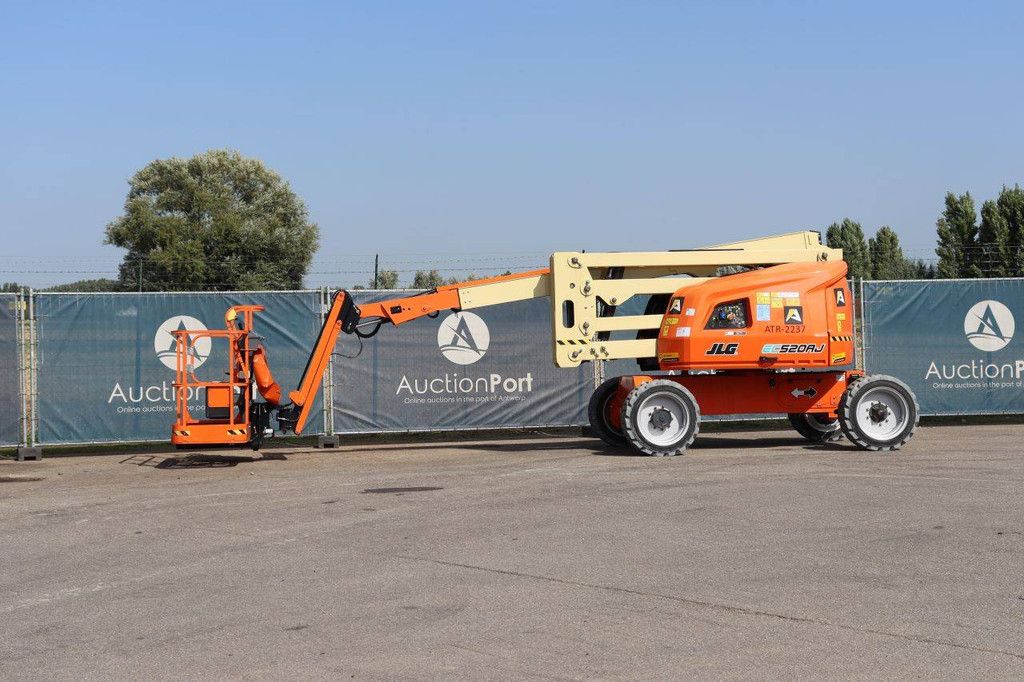 JLG EC520AJ Electric Articulated Boom Lift 250kg 18m 2021