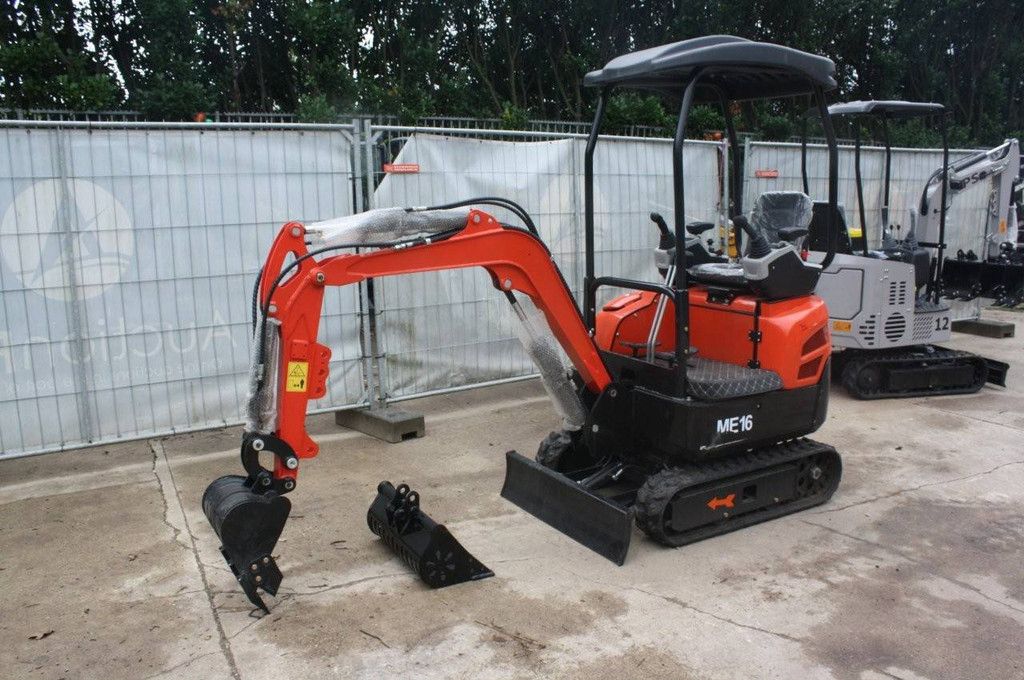 Minigraver Lyals ME16 Diesel 7.6kW 2026 Nieuw Demo