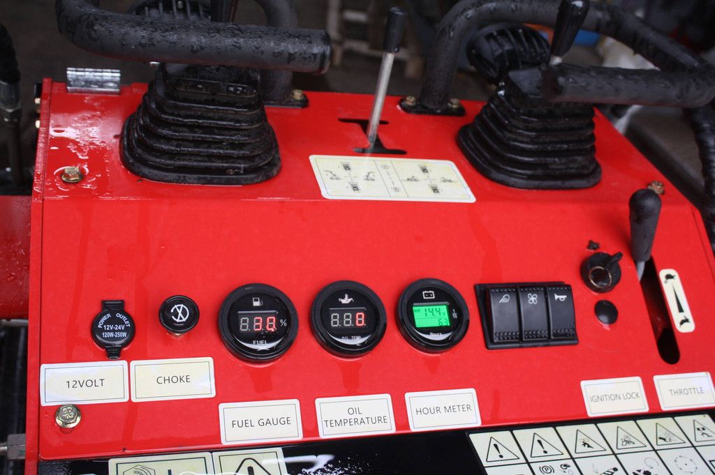 Captok CK380 Kompaktlader, Benzin, 23 PS, Baujahr 2026, Neu, Vorführwagen