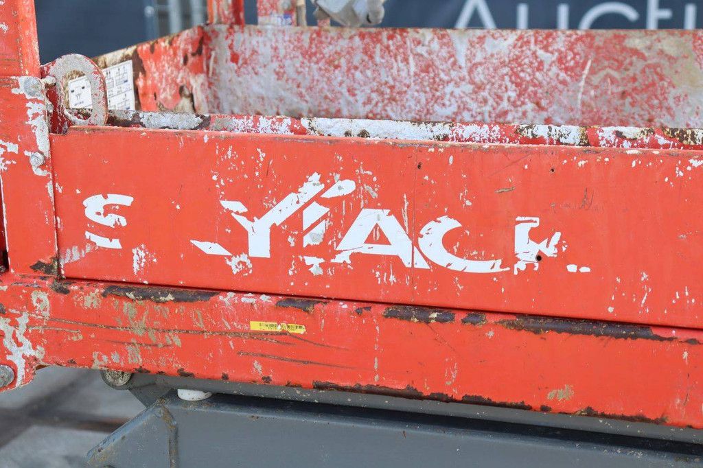Skyjack SJIII-3219 Electric Scissor Lift 227kg 7.8m 2017