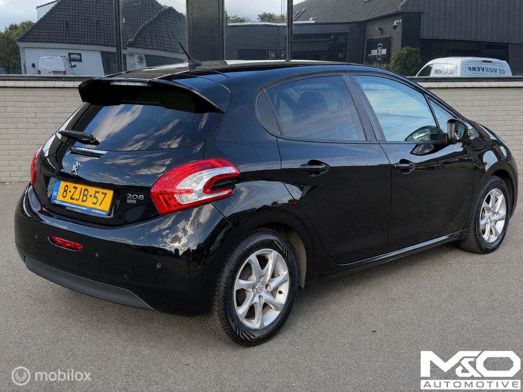 Peugeot 208 1.2 PureTech Style | CARPLAY | NAVI | PDC