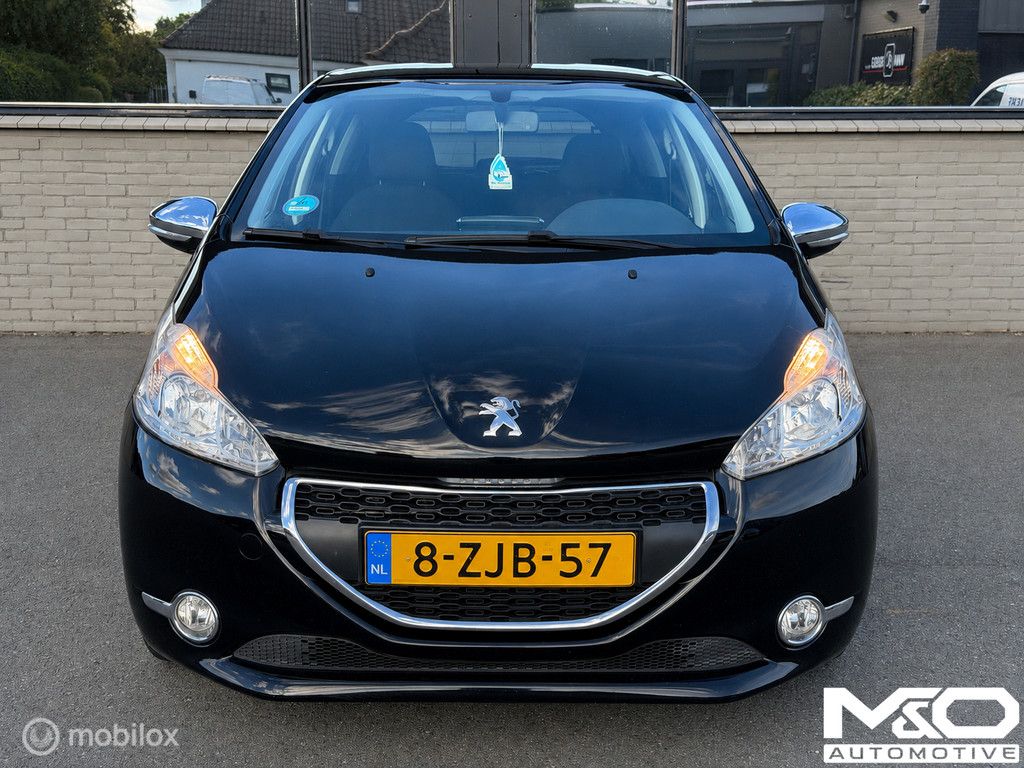 Peugeot 208 1.2 PureTech Style | CARPLAY | NAVI | PDC