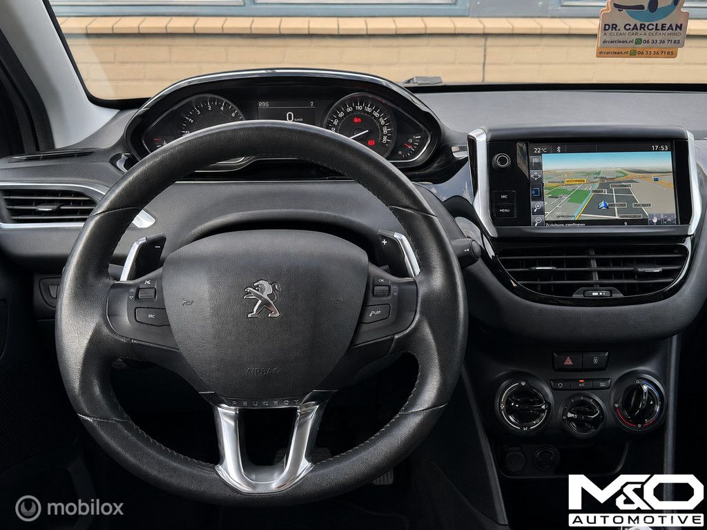 Peugeot 208 1.2 PureTech Style | CARPLAY | NAVI | PDC