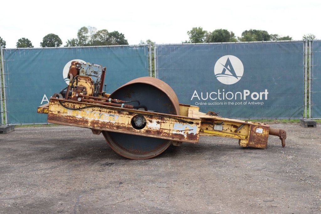 Vibromax 2000 Diesel Vibratory Roller