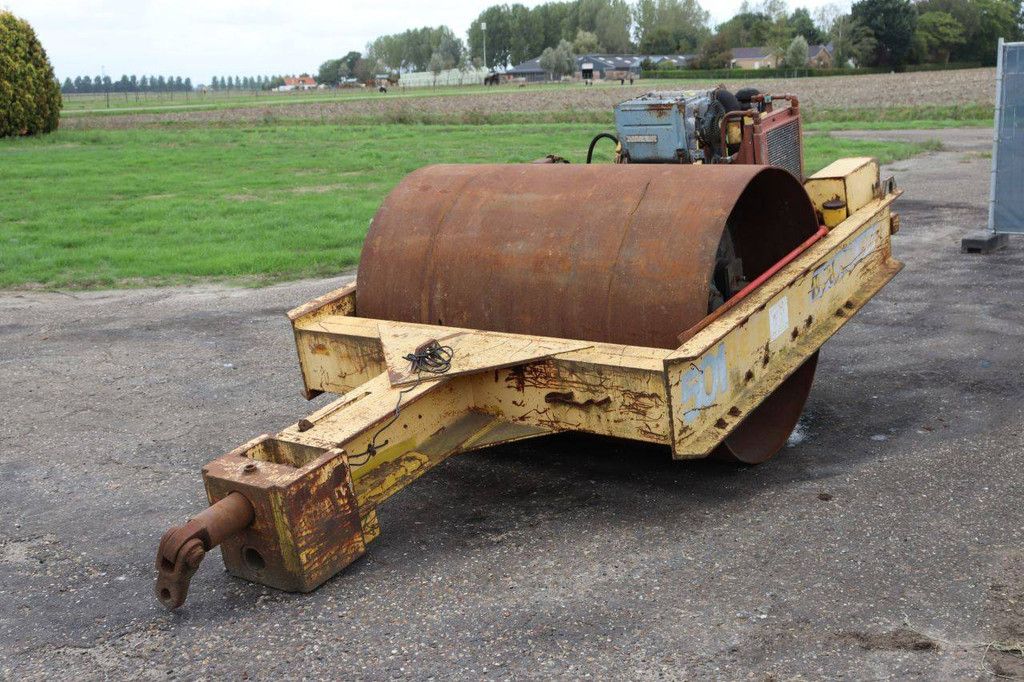 Vibromax 2000 Diesel Vibratory Roller