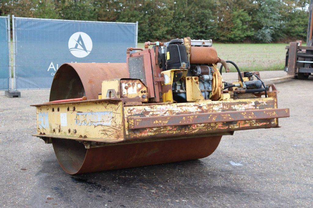 Vibromax 2000 Diesel Vibratory Roller