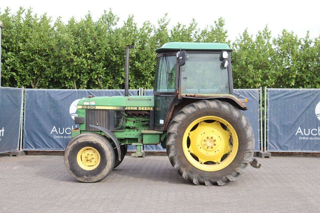 Tractor John Deere 2250 Diesel 1988
