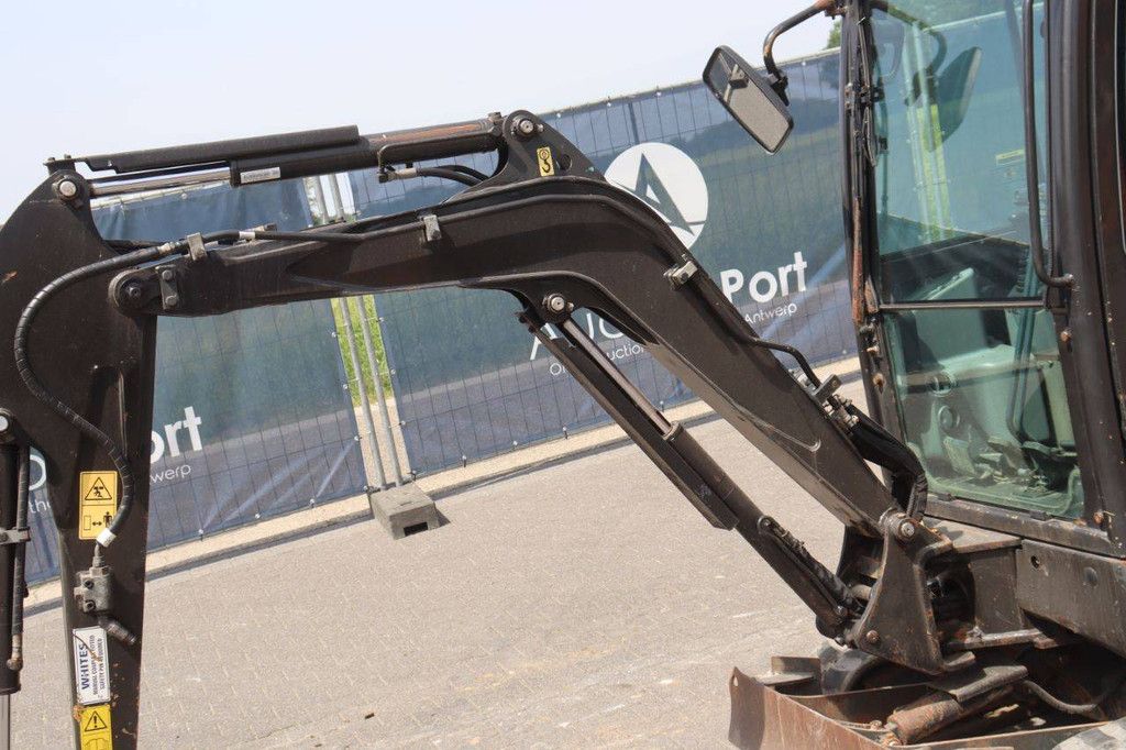 Rupsgraafmachine Hyundai Robex R18-9AK Diesel