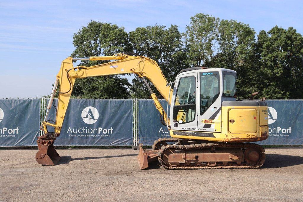 Rupsgraafmachine New Holland Kobelco E80BMSR-2 Diesel 42kW 2011