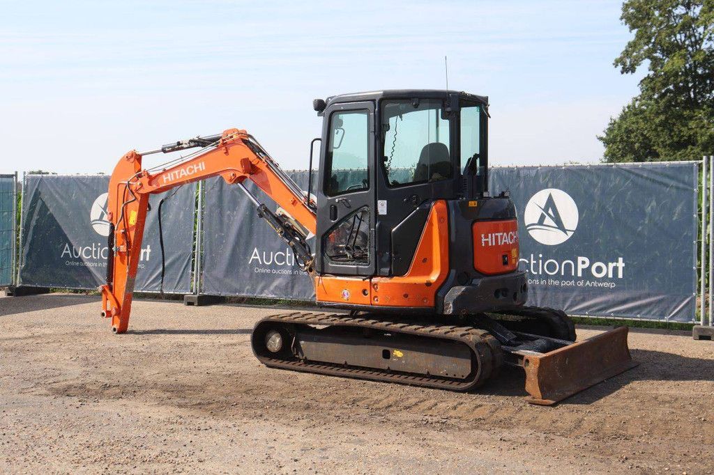 Raupenbagger Hitachi ZX48U-5A CLR Diesel 28,2 kW 2017