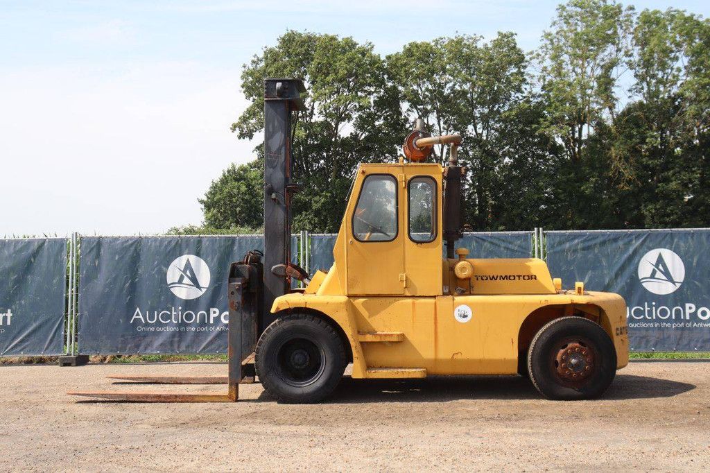 Gabelstapler Caterpillar B22 Diesel 10205 kg 4,87 m