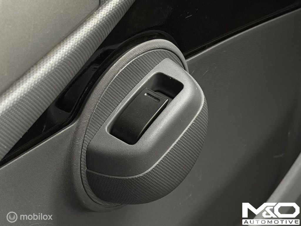 Peugeot 107 1.0-12V XS | AIRCO | NAP | E-RAMEN | APK