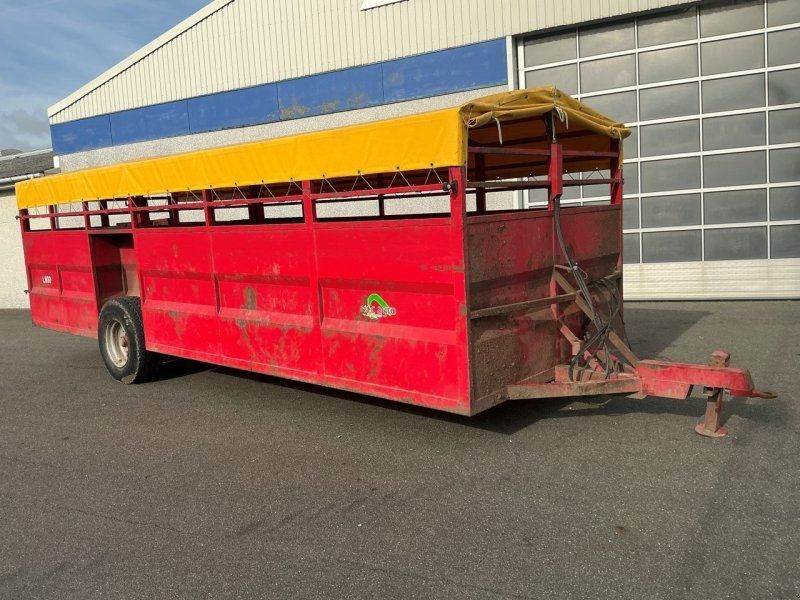Agro L8250 KREATURVOGN