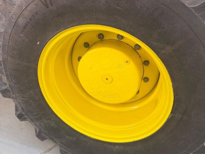 John Deere 8370R