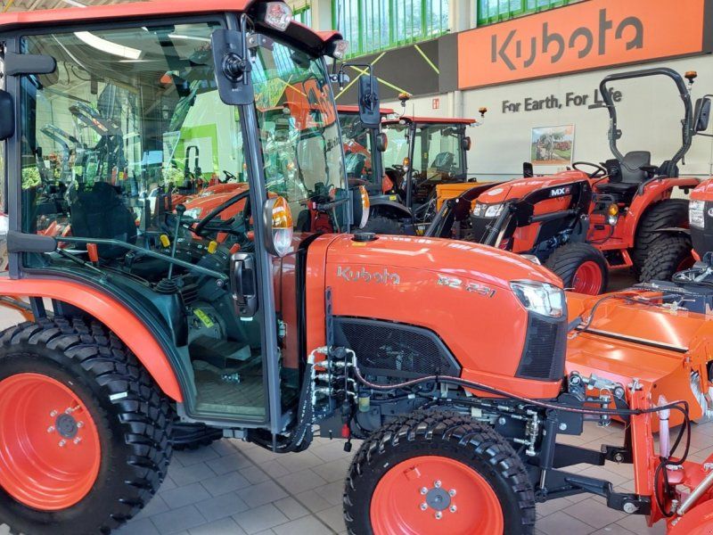 Kubota B2-231H CAB Winterdienstpaket