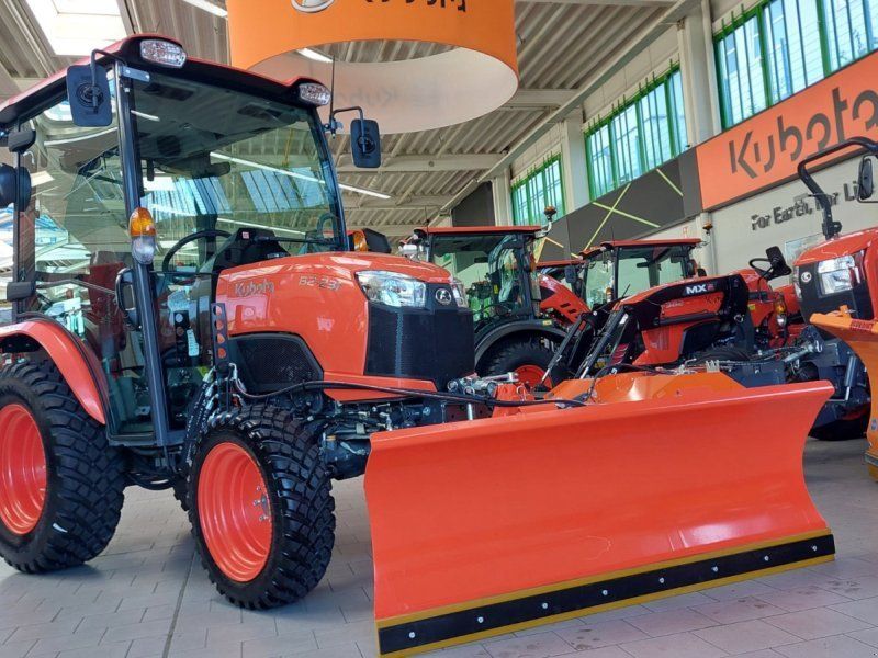 Kubota B2-231H CAB Winterdienstpaket