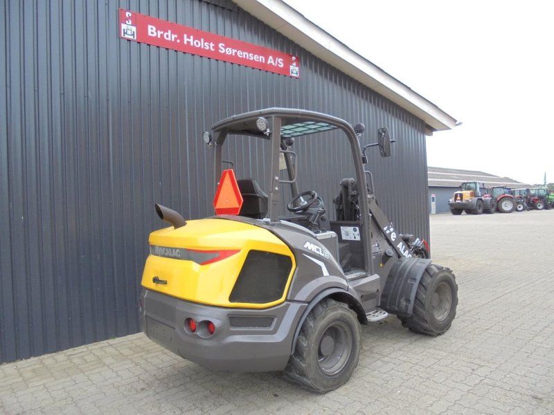 Mecalac MCL8