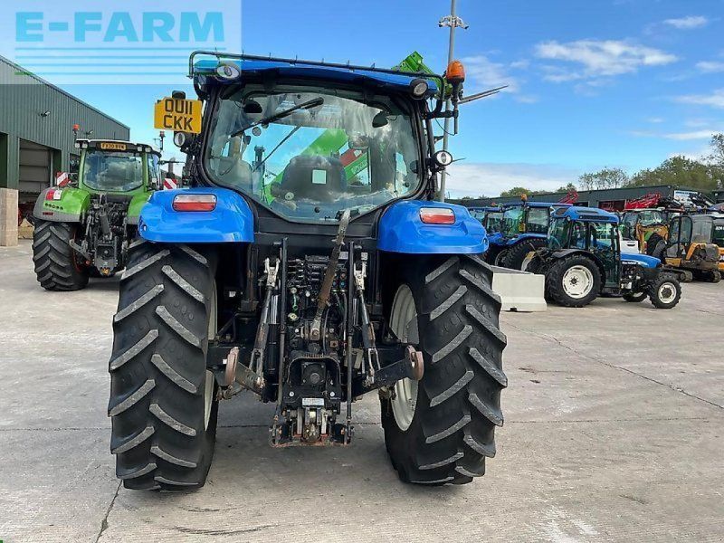 New Holland t6020 (st27524)