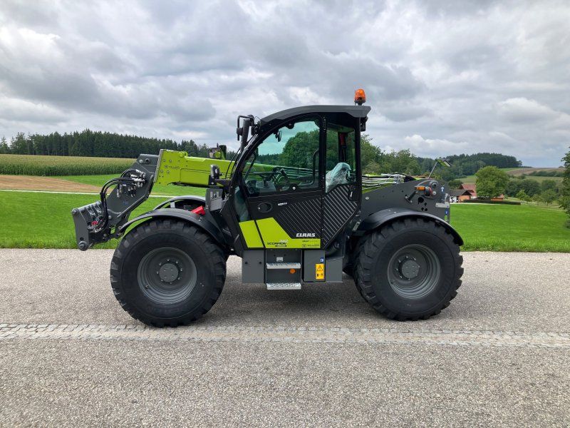 Claas Scorpion 742