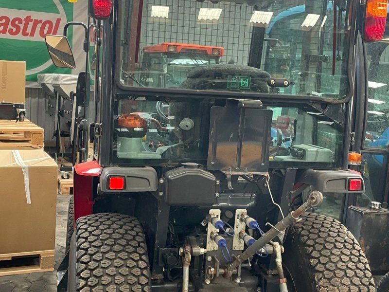 Massey Ferguson 1735M HP 1735 M