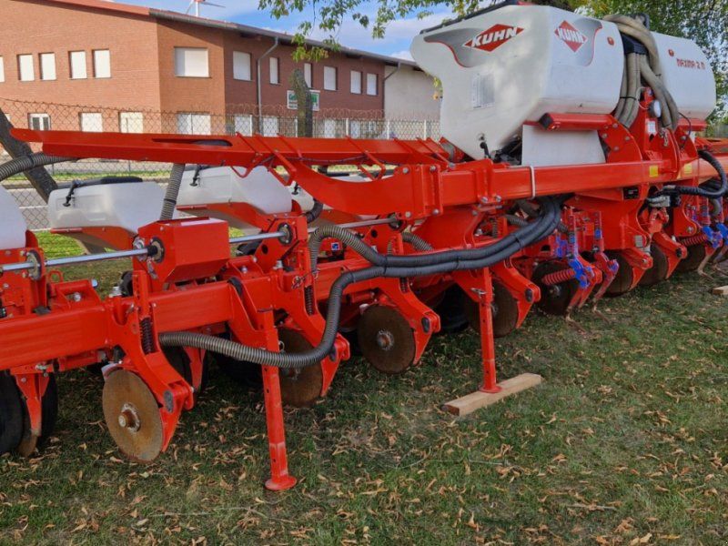Kuhn MAXIMA 2