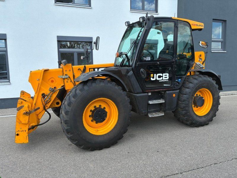 JCB 560-80 AGRI SUPER