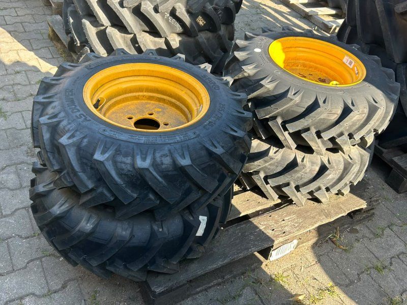 JCB 255/75-15.3